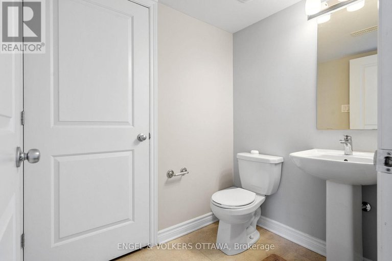 29074491/b-743-magnolia-street/avalon-west/ottawa/ontario/K4A1B7_11