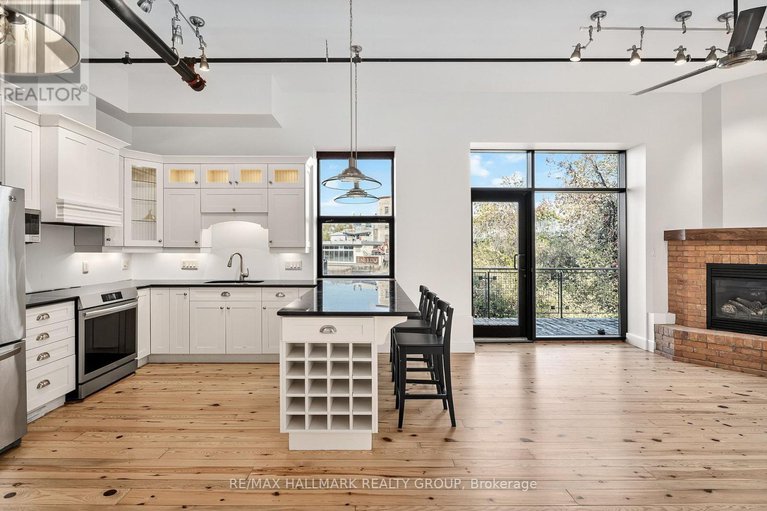 29155781/114-83-little-bridge-street/almonte/mississippi-mills/ontario/K0A1A0_13