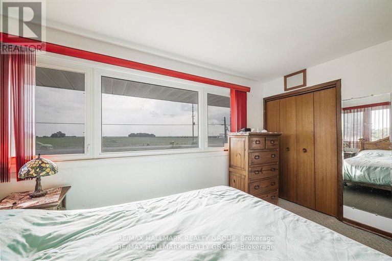 29562985/6050-old-richmond-road/south-of-fallowfield-road/ottawa/ontario/K0A2Z0_21