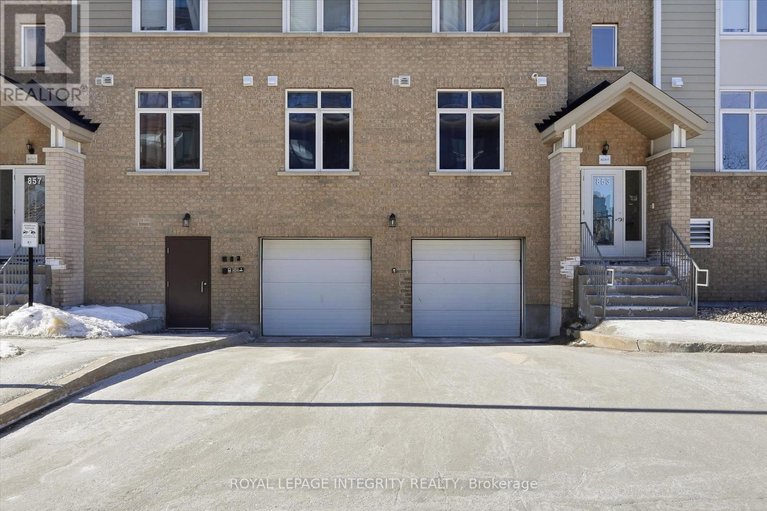 29425303/c-849-blackcomb-private/elmvale-acres/ottawa/ontario/K1G4E4_22