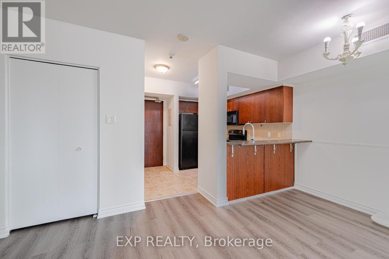 28610702/302-200-rideau-street/sandy-hill/ottawa/ontario/K1N5Y1_25