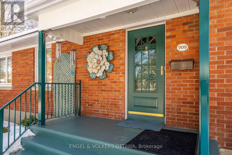 29392390/702-dovercourt-avenue/laurentianview/ottawa/ontario/K2A0W7_3