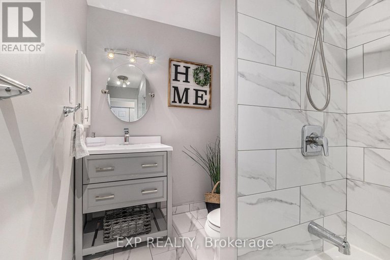 28425412/324-stoneway-drive/barrhaven-east/ottawa/ontario/K2G6G8_24