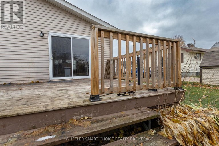 29136480/17-adam-dixon-avenue/long-sault/south-stormont/ontario/K0C1P0_31