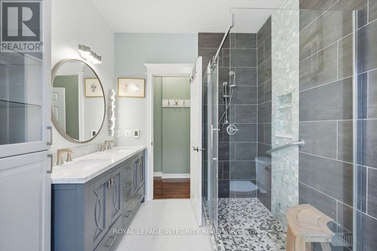 29339482/1030-valin-street/fallingbrookgardenway-south/ottawa/ontario/K4A4X7_25