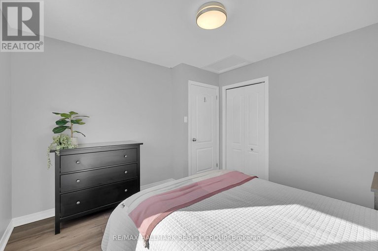 29371237/7-rodeo-drive/longfields/ottawa/ontario/K2J4Z3_39