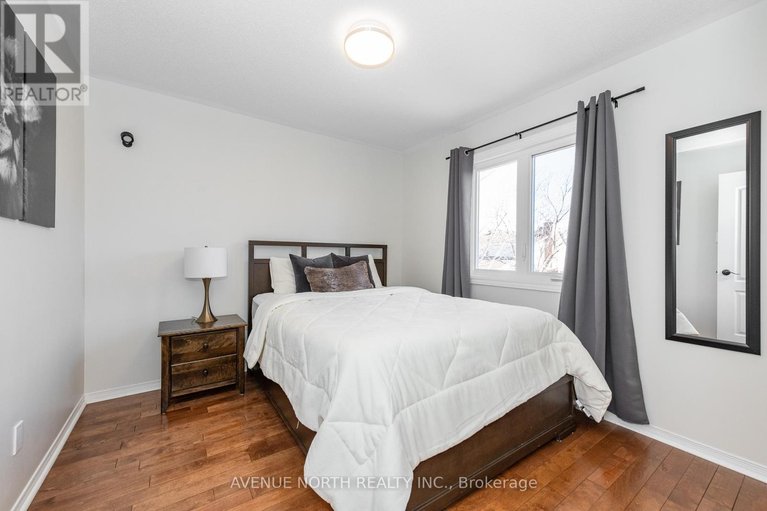 29648629/3028-courtyard-crescent/upper-hunt-club/ottawa/ontario/K1T3R7_25