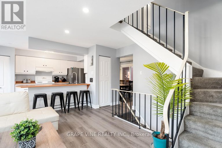 29351287/58-280-mcclellan-road/arlington-woods/ottawa/ontario/K2H8P8_25