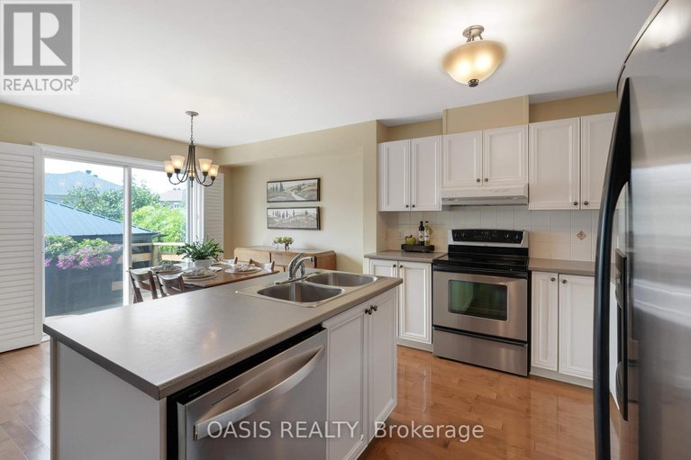 28620330/26-stoneleigh-street/strandherd/ottawa/ontario/K2G7A2_15