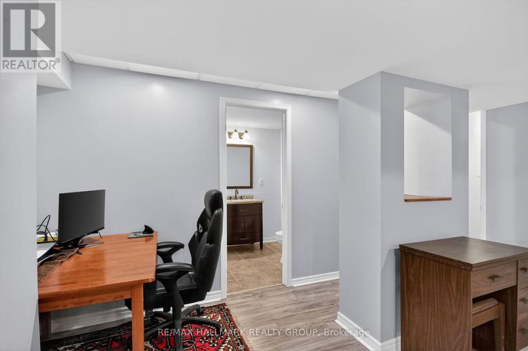 29409021/1-catterick-crescent/morgans-grantsouth-march/ottawa/ontario/K2K3M5_17