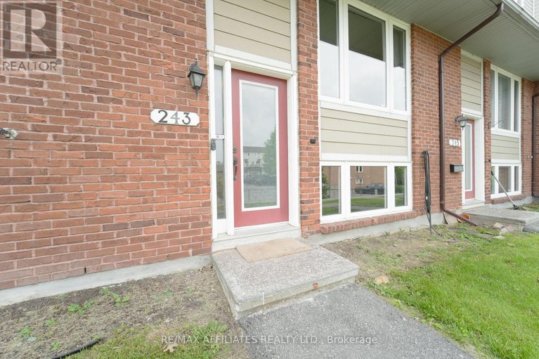 28581367/243-monterey-drive/leslie-park/ottawa/ontario/K2H7B1_2