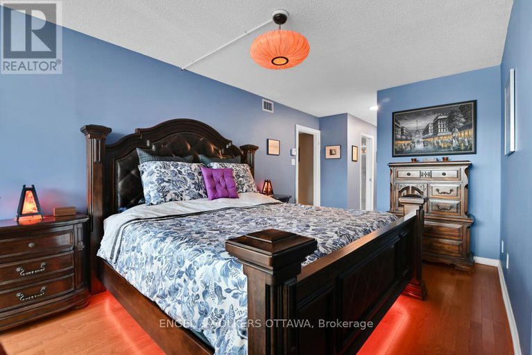 28541855/402-160-george-street/lower-townbyward-market/ottawa/ontario/K1N9M2_23