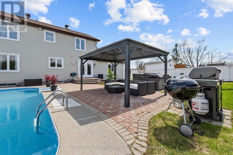 29639798/434-lemay-street/clarencerockland-twp/clarence-rockland/ontario/K0A1N0_13