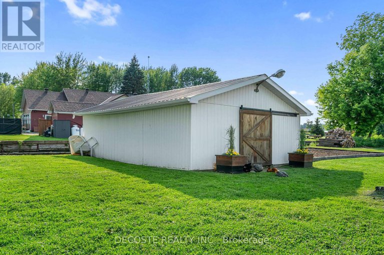 28463211/6226-59th-avenue/south-glengarry-lancaster-twp/south-glengarry/ontario/K0C1N0_37