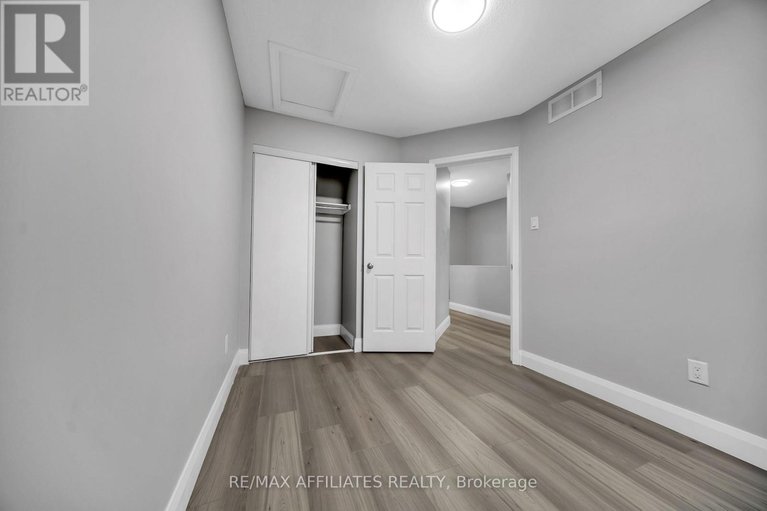 29140441/714-sanibel-private/westcliffe-estates/ottawa/ontario/K2H0A8_36