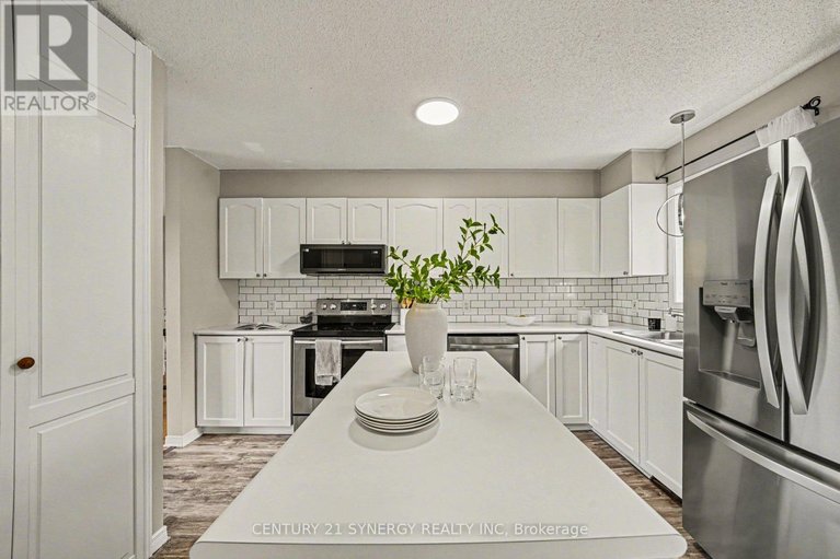 29613817/471-dalrymple-drive/town-of-rockland/clarence-rockland/ontario/K4K1G6_11