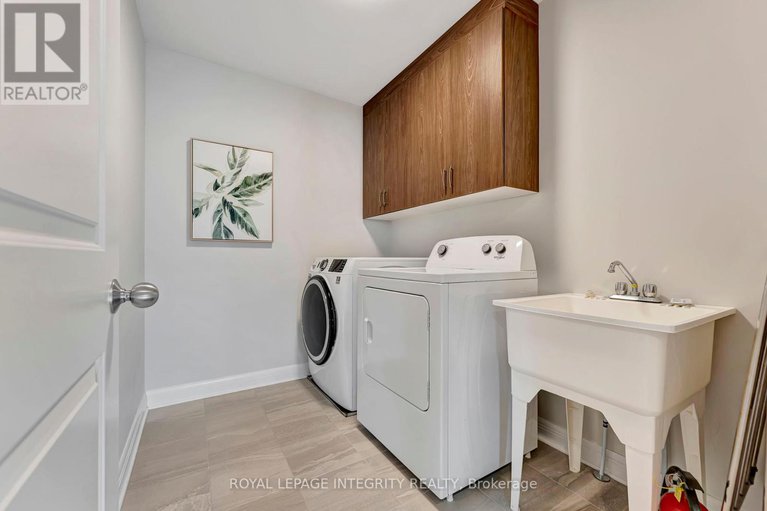 28739043/885-moses-tennisco-street/cfb-rockcliffe-and-area/ottawa/ontario/K1K5A2_47