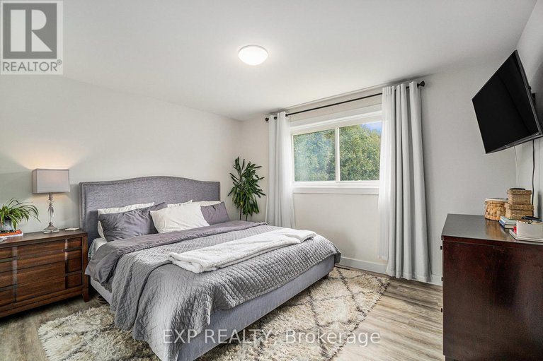 28460162/2462-dunning-road/cumberland-west/ottawa/ontario/K0A3E0_12