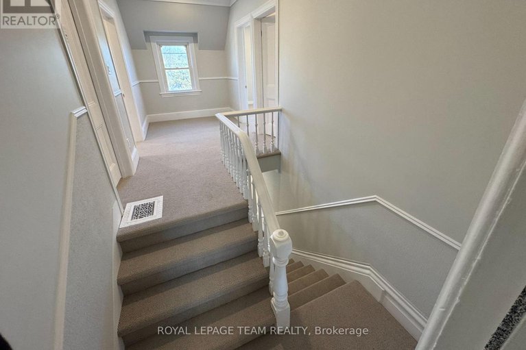 28826306/1022-bridge-street/manotick-east-to-manotick-station/ottawa/ontario/K4M1K4_20