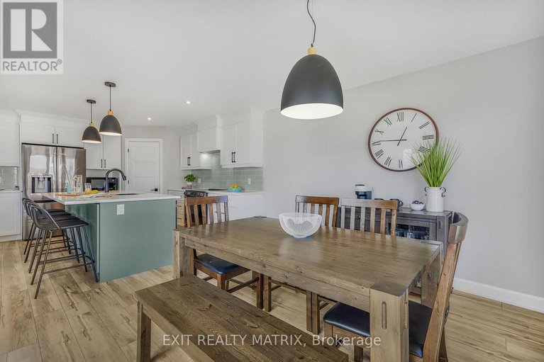 29640037/1202-montblanc-crescent/embrun/russell/ontario/K0A1W0_17