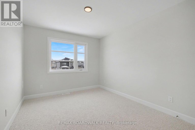 26935822/1213-montblanc-crescent/faubourg-ste-marie-hamlet/embrun/ontario/K0A1W1_15