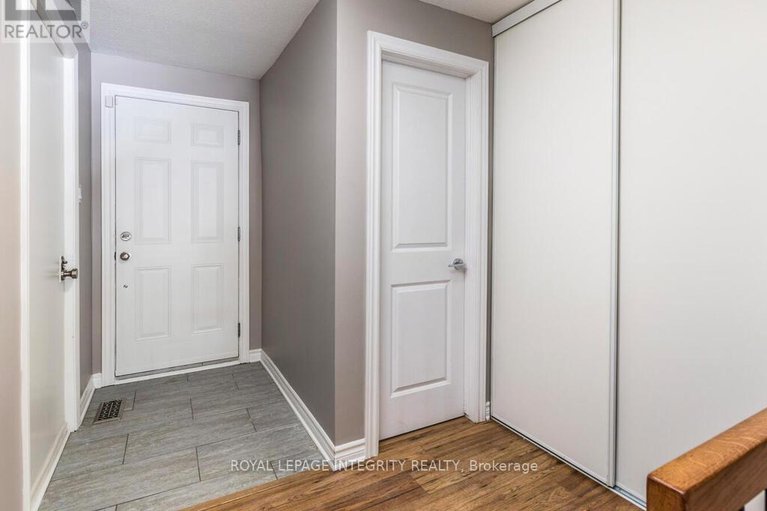 29282826/14-146-valley-stream-drive/leslie-park/ottawa/ontario/K2H9C6_3