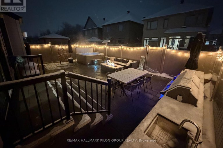 29397813/274-shinleaf-crescent/mer-bleuebradley-estatesanderson-park/ottawa/ontario/K1W0J2_33