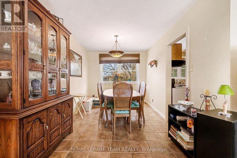 29674279/30-juniper-court/borden-farmstewart-farmcarleton-heightsparkwood-hills/ottawa/ontario/K2E5M6_10