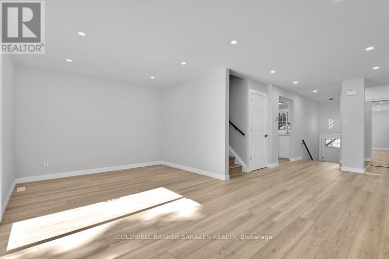 29151474/54-greenboro-crescent/hunt-club-parkgreenboro/ottawa/ontario/K1T1W5_22