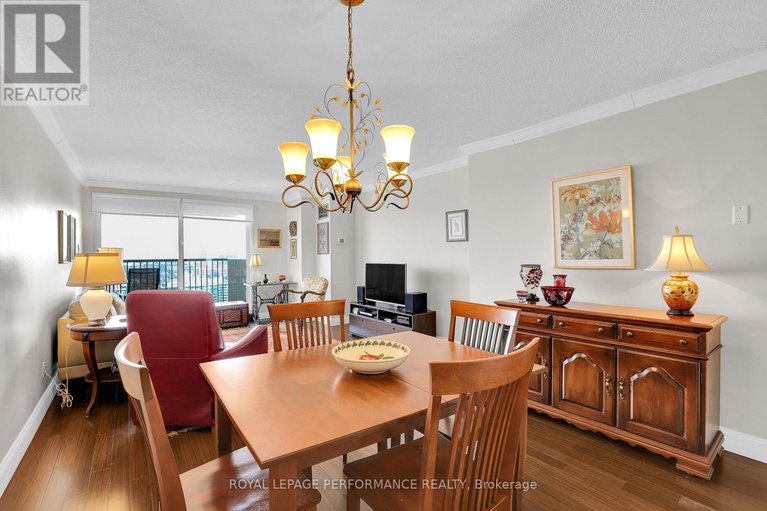 29432607/2708-545-st-laurent-boulevard/viscount-alexander-park/ottawa/ontario/K1K4H9_12