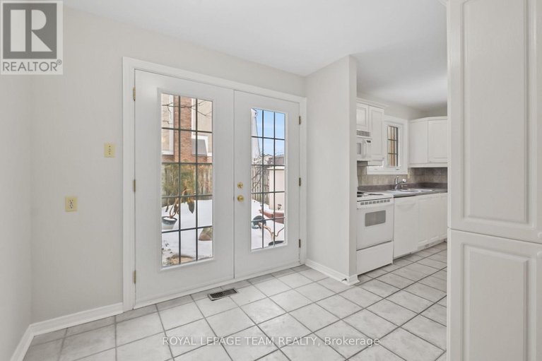 29531002/87-386-kintyre-private/carleton-square/ottawa/ontario/K2C3M6_13