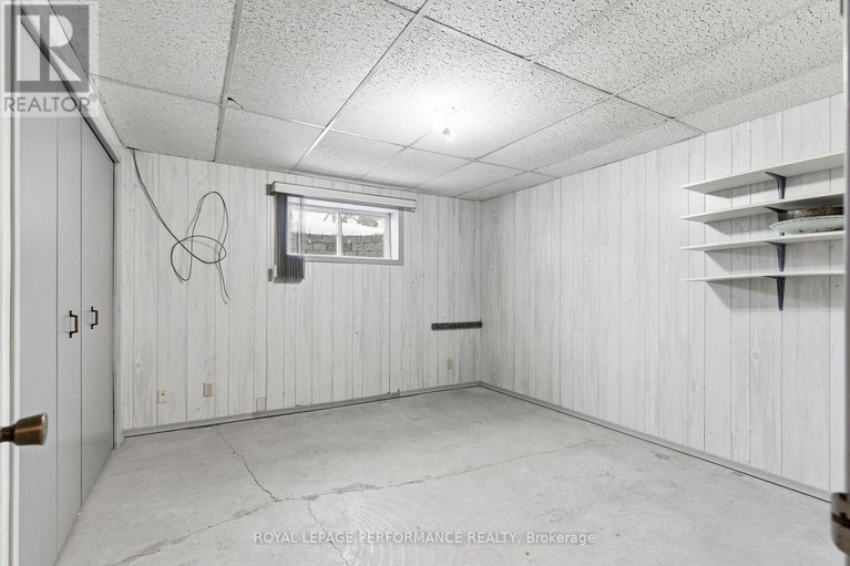 29233038/166-mccormick-road/alexandria/north-glengarry/ontario/K0C1A0_27