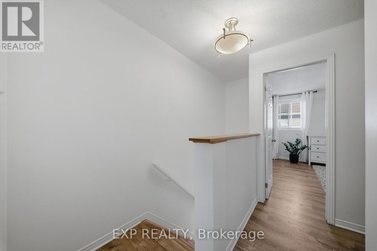 29539307/1832-loranger-court/chapel-hill/ottawa/ontario/K1C7H6_19