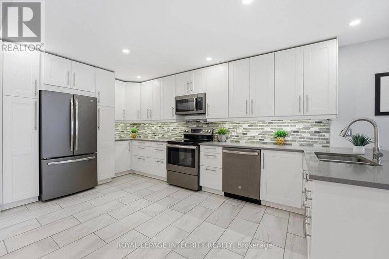 29335092/32-acklam-terrace/morgans-grantsouth-march/ottawa/ontario/K2K2H5_4