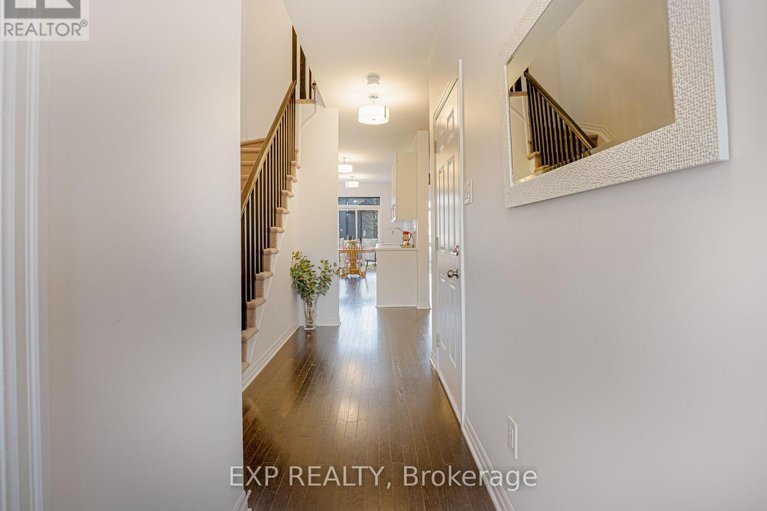28328665/137-hawkeswood-drive/riverside-southgloucester-glen/ottawa/ontario/K4M0E6_7