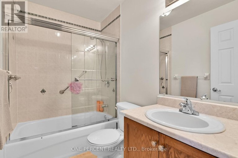 28463418/2572-alanis-private/emerald-woodssawmill-creek/ottawa/ontario/K1T4A1_26