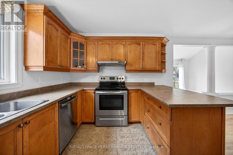 29687410/2694-sylvain-street/town-of-rockland/clarence-rockland/ontario/K4K1V3_11