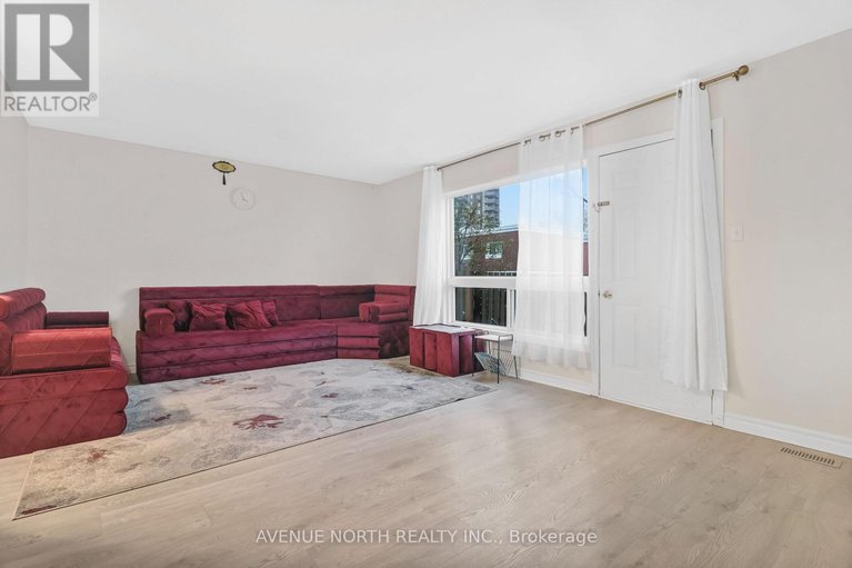 29168638/25-665-hochelaga-street/carson-meadows/ottawa/ontario/K1K2E8_4