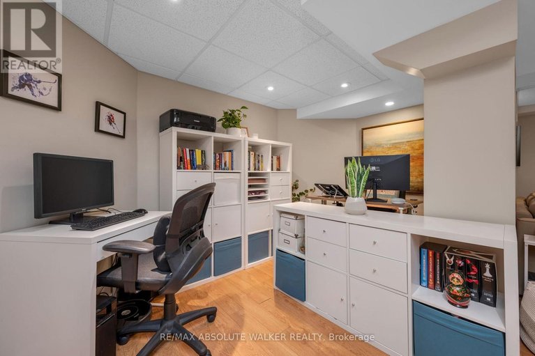 29677661/671-mathieu-way/fallingbrookpineridge/ottawa/ontario/K4A2R6_31