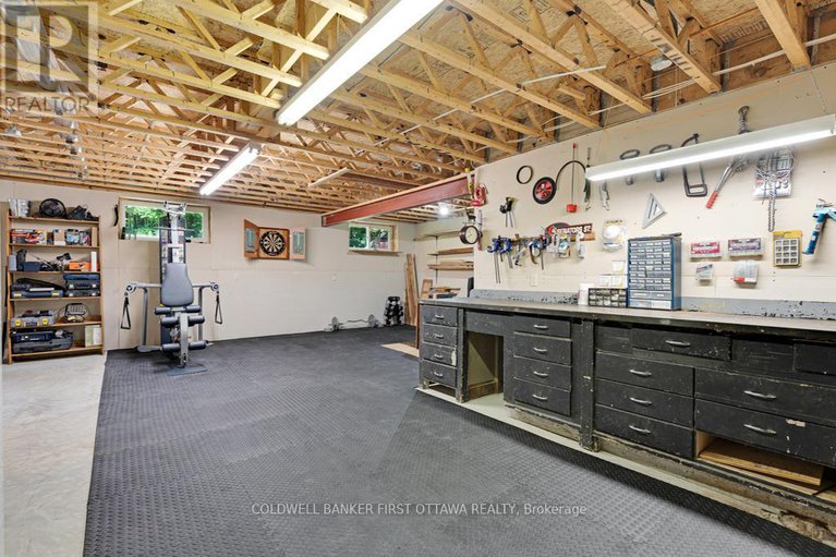 28946192/139-sheil-drive/drummondnorth-elmsley-north-elmsley-twp/drummondnorth-elmsley/ontario/K7H0G7_31