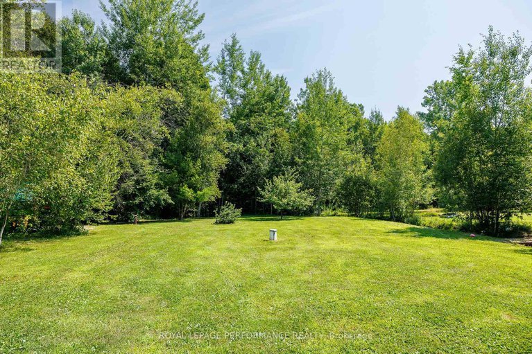 28678850/4937-canaan-road/clarencerockland-twp/clarence-rockland/ontario/K0A2A0_47