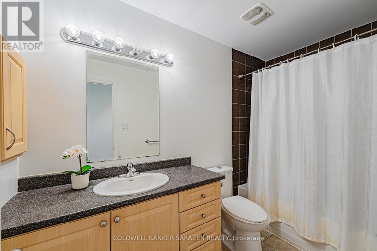 28532595/116-whernside-terrace-w/morgans-grantsouth-march/ottawa/ontario/K2W0C7_31