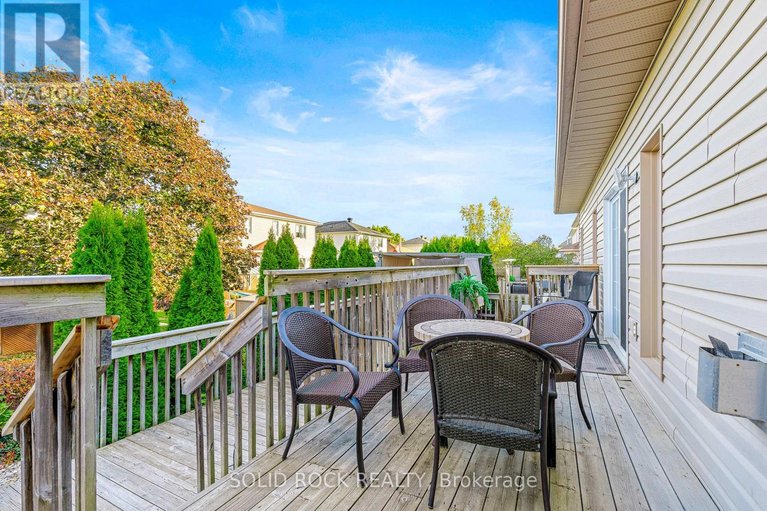 29656680/1021-crestwood-drive/brockville/brockville/ontario/K6V7N1_39