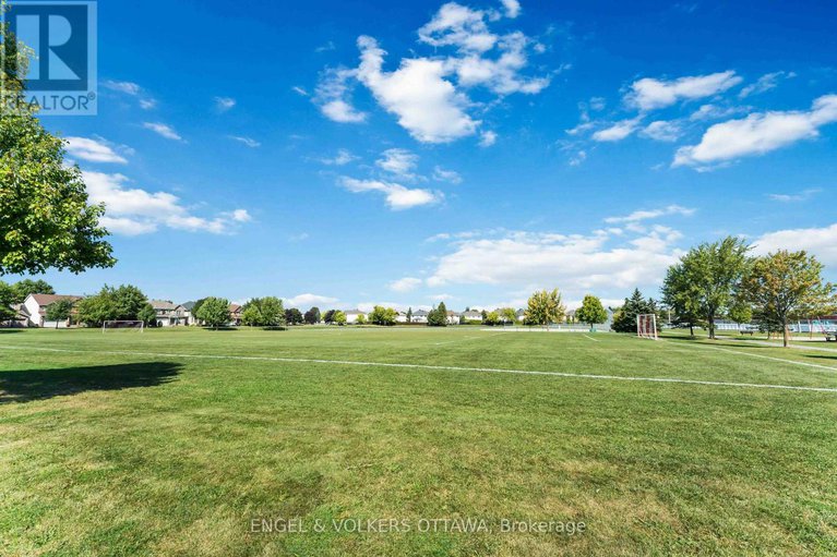 28886616/774-scala-avenue/avalon-east/ottawa/ontario/K4A4N9_49