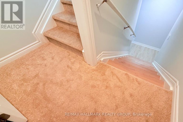 28992415/402-edgevalley-court/stittsville-north/ottawa/ontario/K2S2R3_25