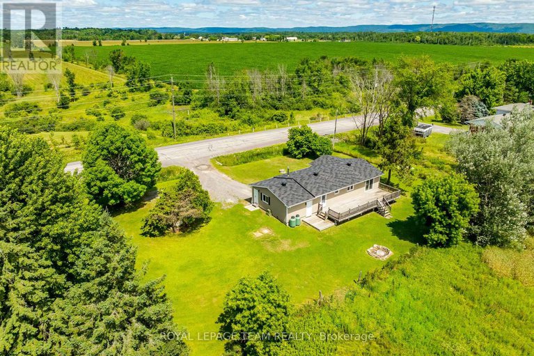 28931174/1234-kinburn-side-road/dunrobin/ottawa/ontario/K0A3M0_42