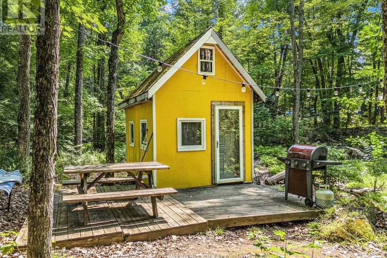 28670947/pt-l-27-bow-lake-lane/lanark-highlands-lanark-twp/lanark-highlands/ontario/K0G1K0_2