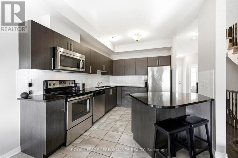 29570755/15-dundalk-private/stonebridge/ottawa/ontario/K2J0J5_11