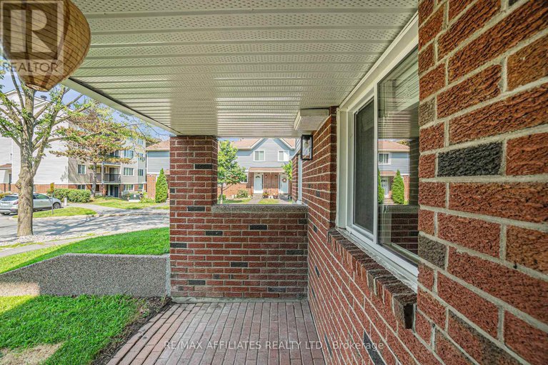 28674338/114-6532-bilberry-drive/orleans-wood/ottawa/ontario/K1C4N9_24