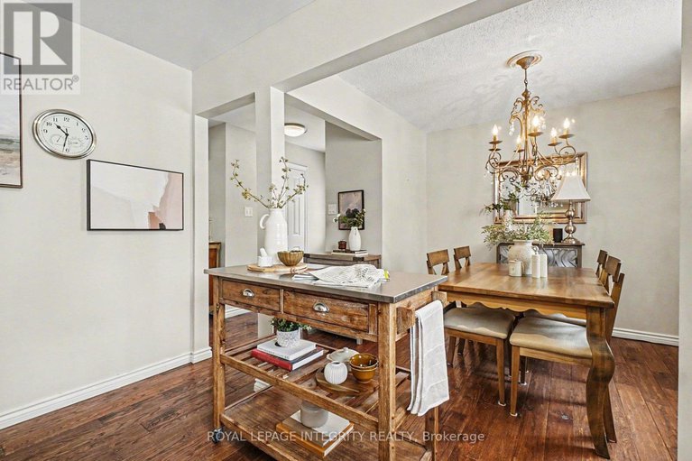 29296449/61-2003-falkirk-crescent/blackburn-hamlet-south/ottawa/ontario/K1B4Y8_18